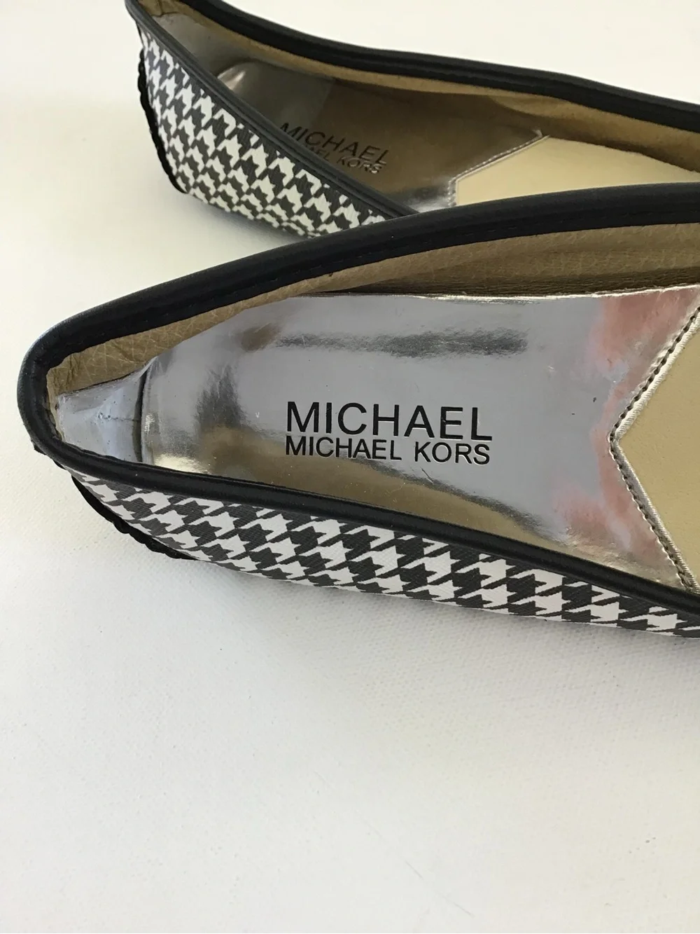 Michael Kors Fulton Moc Flats Black White Houndstooth Logo Ballet Shoes Size 8M - Picture 5 of 10